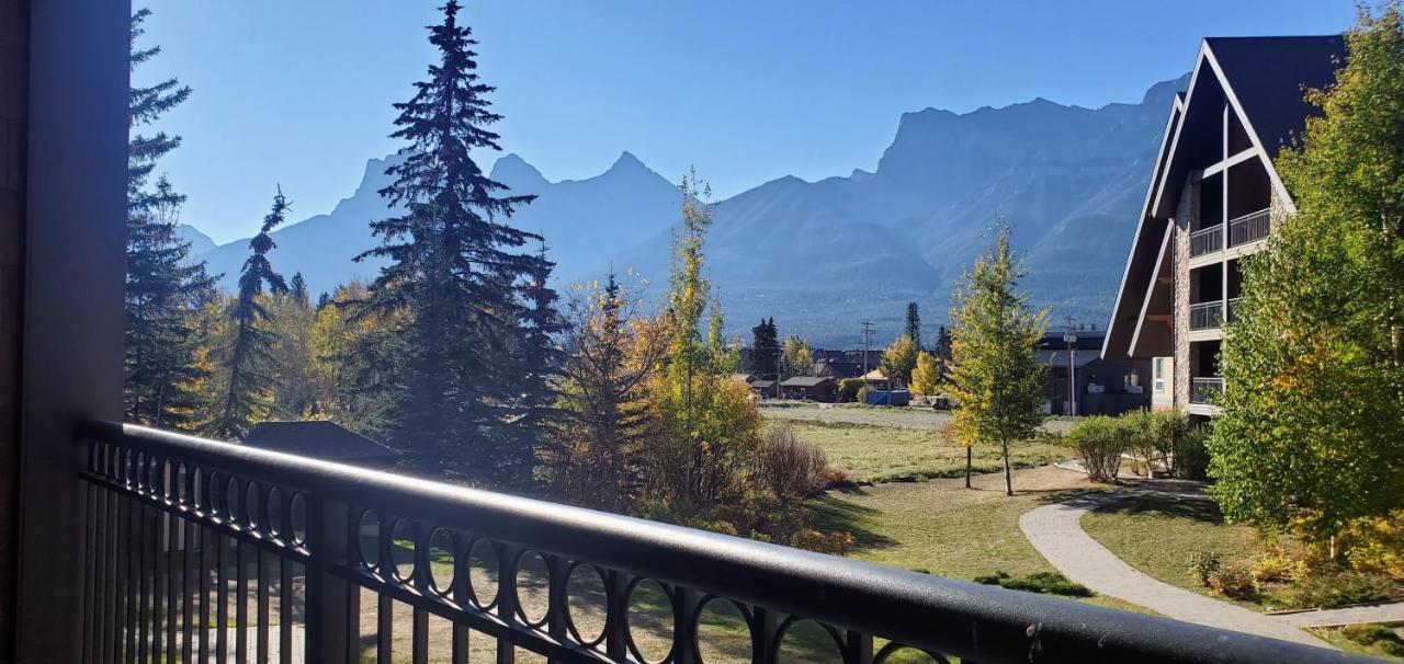 Paradise Resort Club And Spa Canmore Buitenkant foto