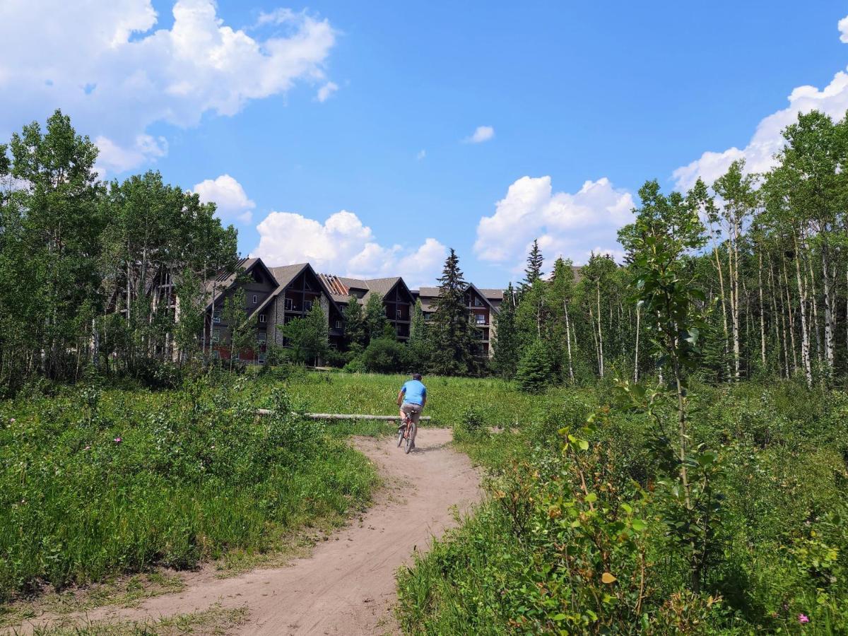Paradise Resort Club And Spa Canmore Buitenkant foto