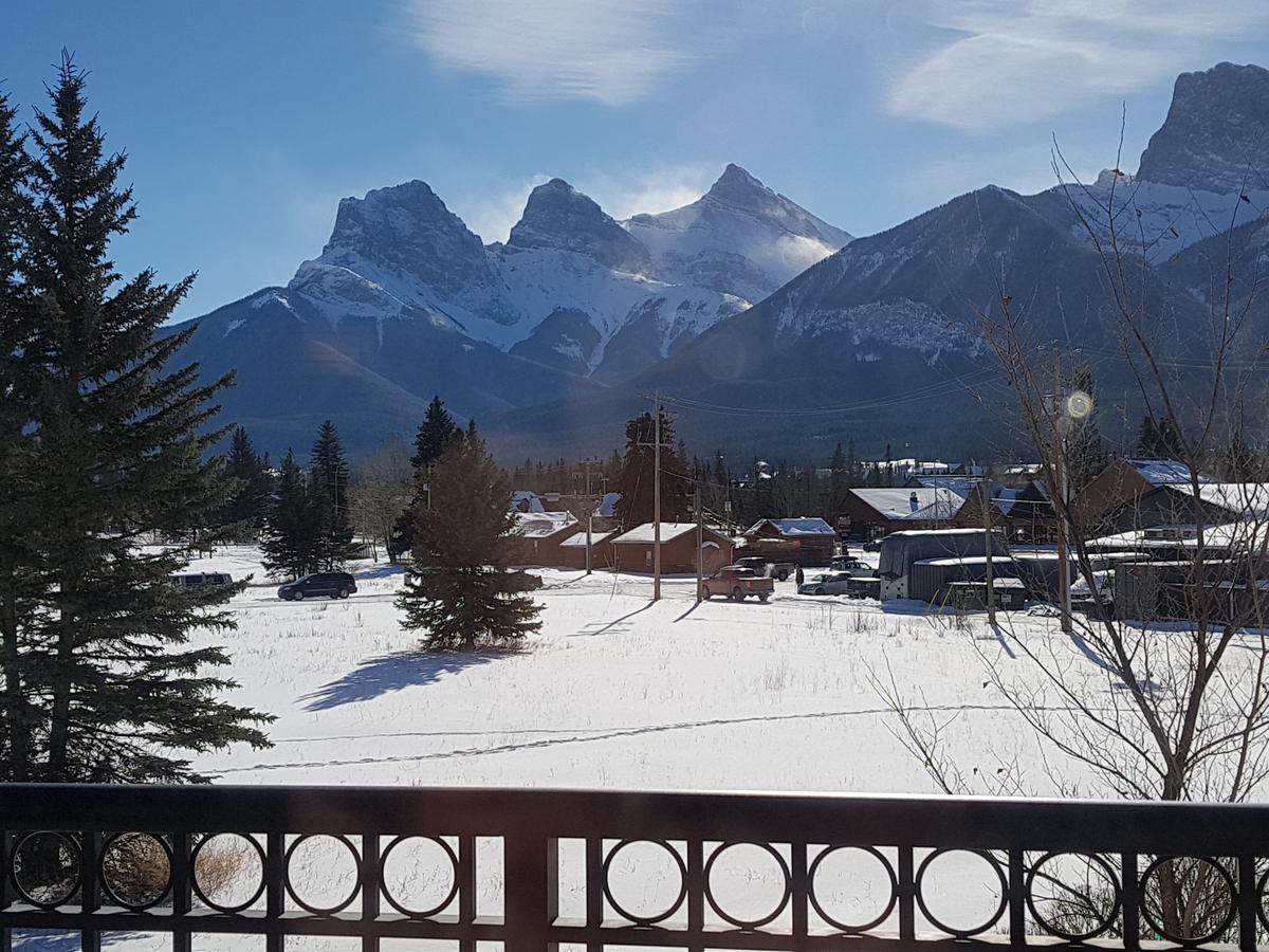 Paradise Resort Club And Spa Canmore Buitenkant foto